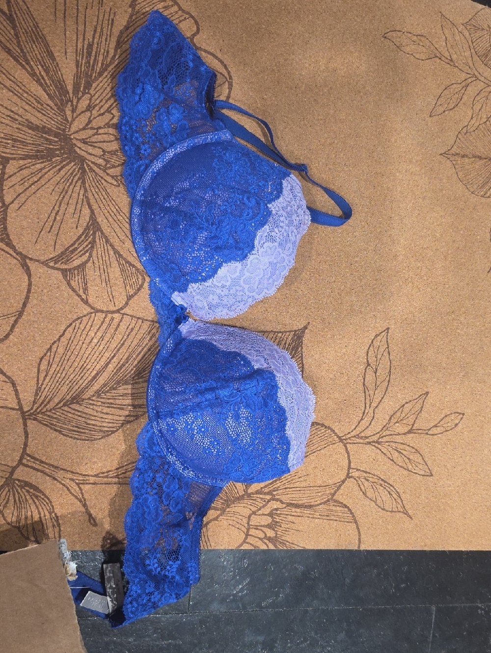 Victoria's Secret Stunning Blue Lace Underwire Bra
